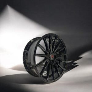 20X8.5 5X113 PISTON WHEELS L560 CB72.6MM 35MM GLOSS BLACK